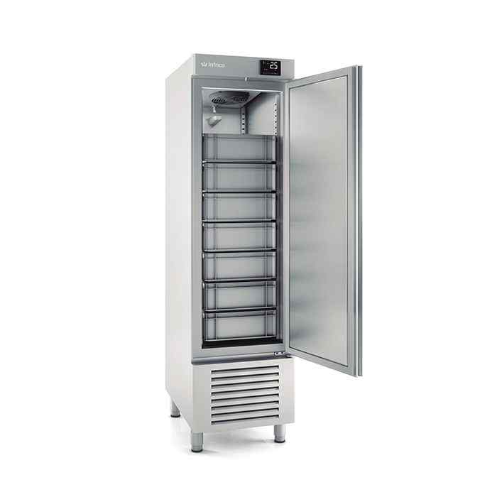 Infrico Stainless Steel Fish Keeper Cabinets 395L–895L – specialist chilled storage for seafood in UK hotels & restaurants